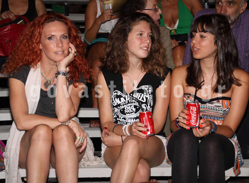 EVELINA_PAPOYLIA_ME_TIN_KORI_
