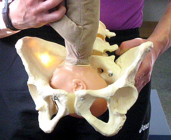 egkymosyni-paraxena-stoixeia-06