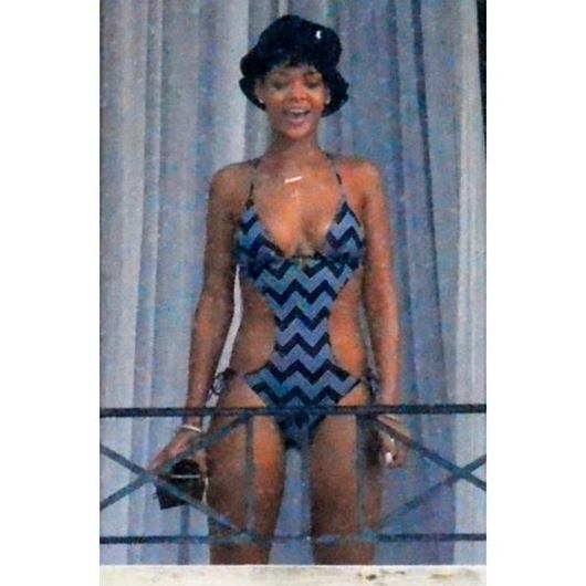 rihanna_530_530