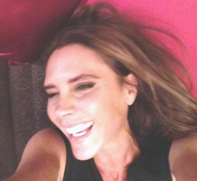 victoria-beckham-smiling