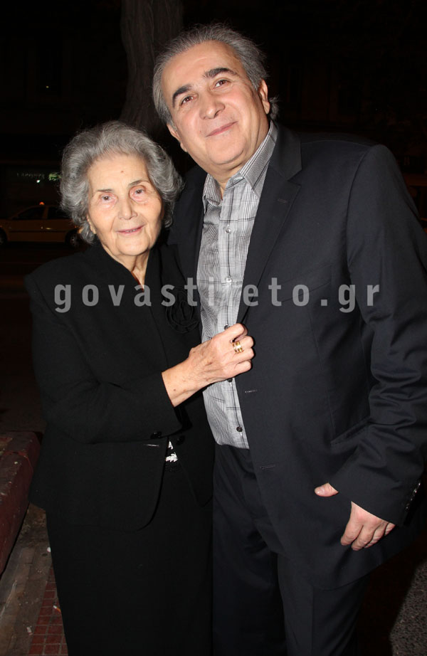 8358_LAZOPOYLOS_ME_TI_MITERA_TOY_RIRIKA_18112013