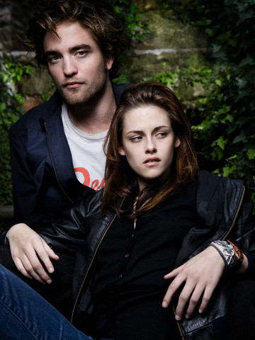Robert Pattinson and Kristen Stewart