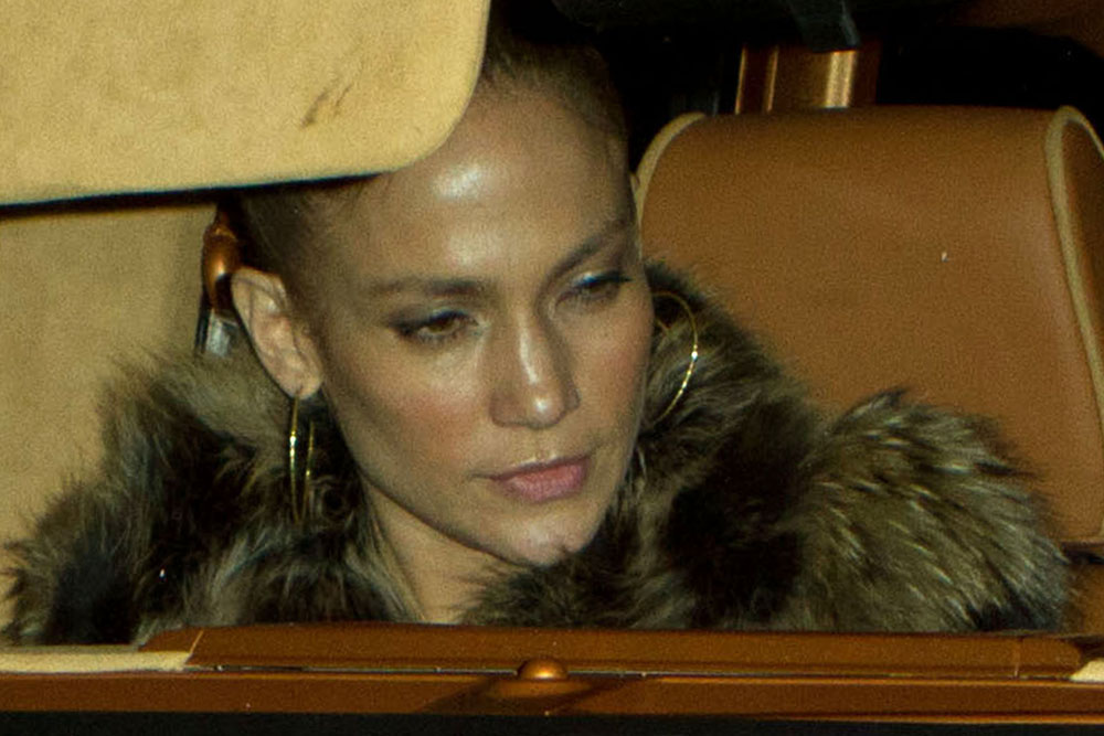 Jennifer Lopez and Casper Smart cruise over to Craig's for dinner