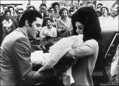 ΓΕΝΝΗΣΗ ΤΗΣ MARIE PRESLEY