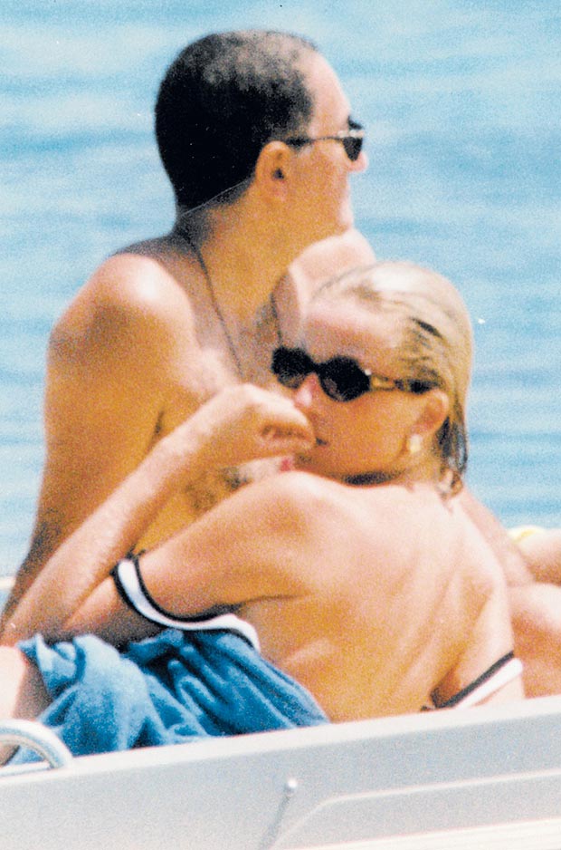 DIANA & DODI