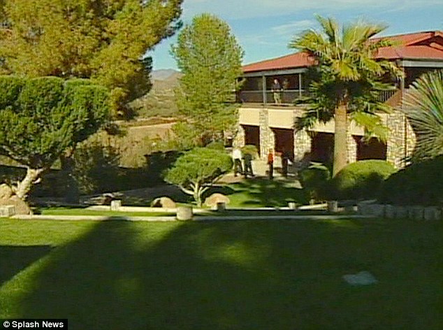 article-0-2050284600000578-287_634x472