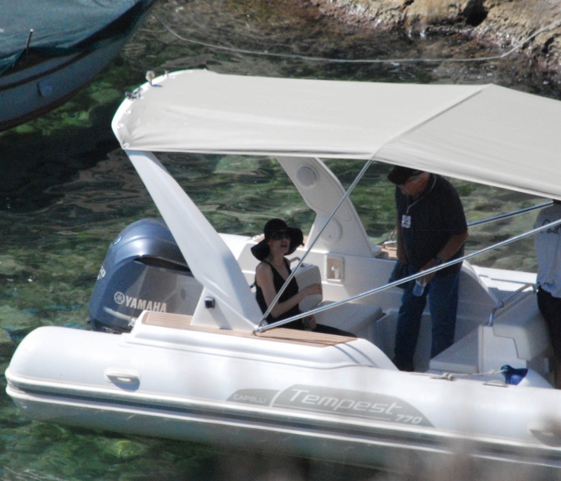 Angelina Jolie seen with 'wedding ring' for the first time days after marriage to Brad Pitt