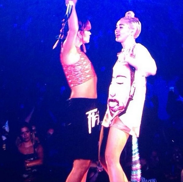 miley2