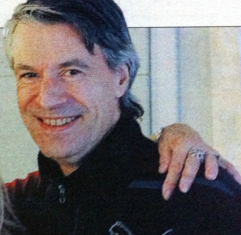 NIKOS_ZIAGKOs