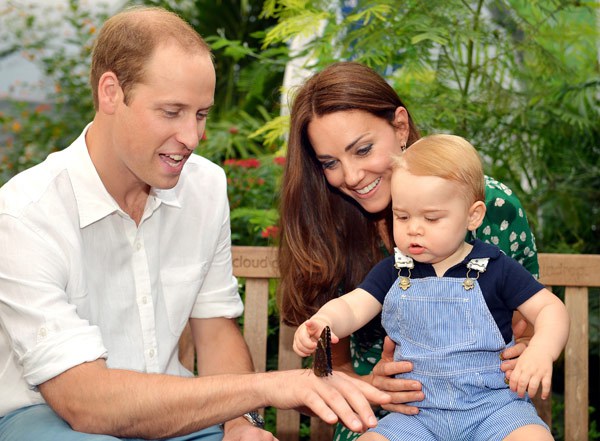 prince-george-kate-middleton-prince-william-birthday-portrait-gty-1