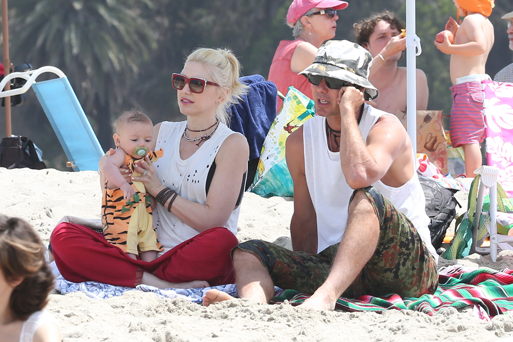 Gwen Stefani takes her family out for a beach day in Santa Monica - Part 2