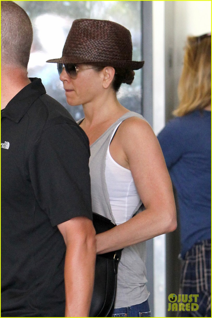 *EXCLUSIVE* Jennifer Aniston gets Pampered to get the Weekend Started