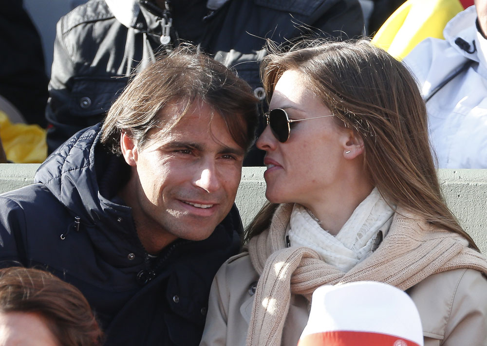 Hilary Swank and french fiance at the French Tennis Open