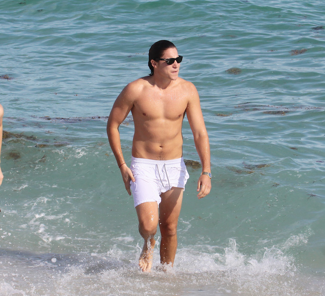 Demi Moore's rumoured boyfriend Vito Schnabel making a splash in South Beach
