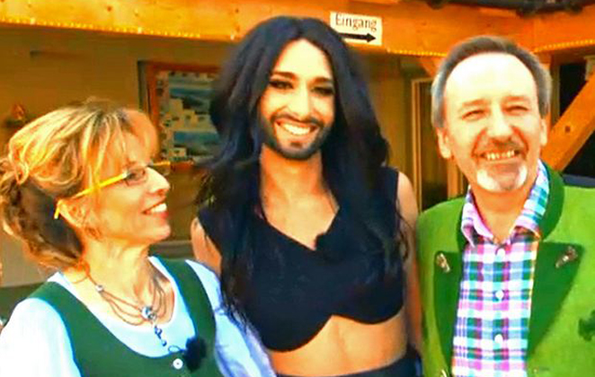 Tom appears as Conchita with her parents Helga and Siegfried Neuwirth