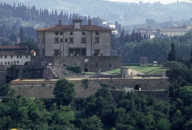 kastro3