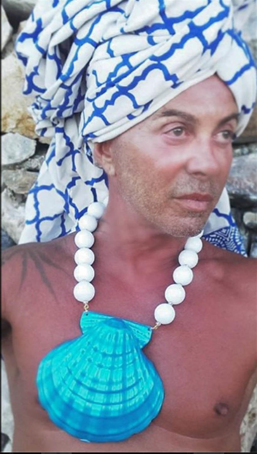 GAVALAS1