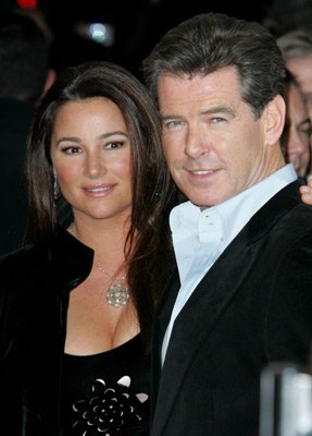 brosnan ginaika neoi
