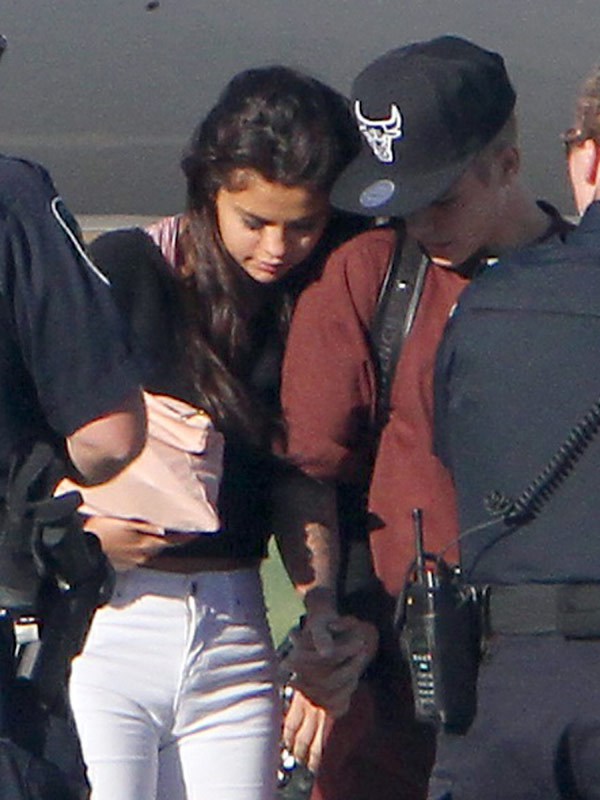 justin-bieber-selena-gomez-pda-excl-ftr